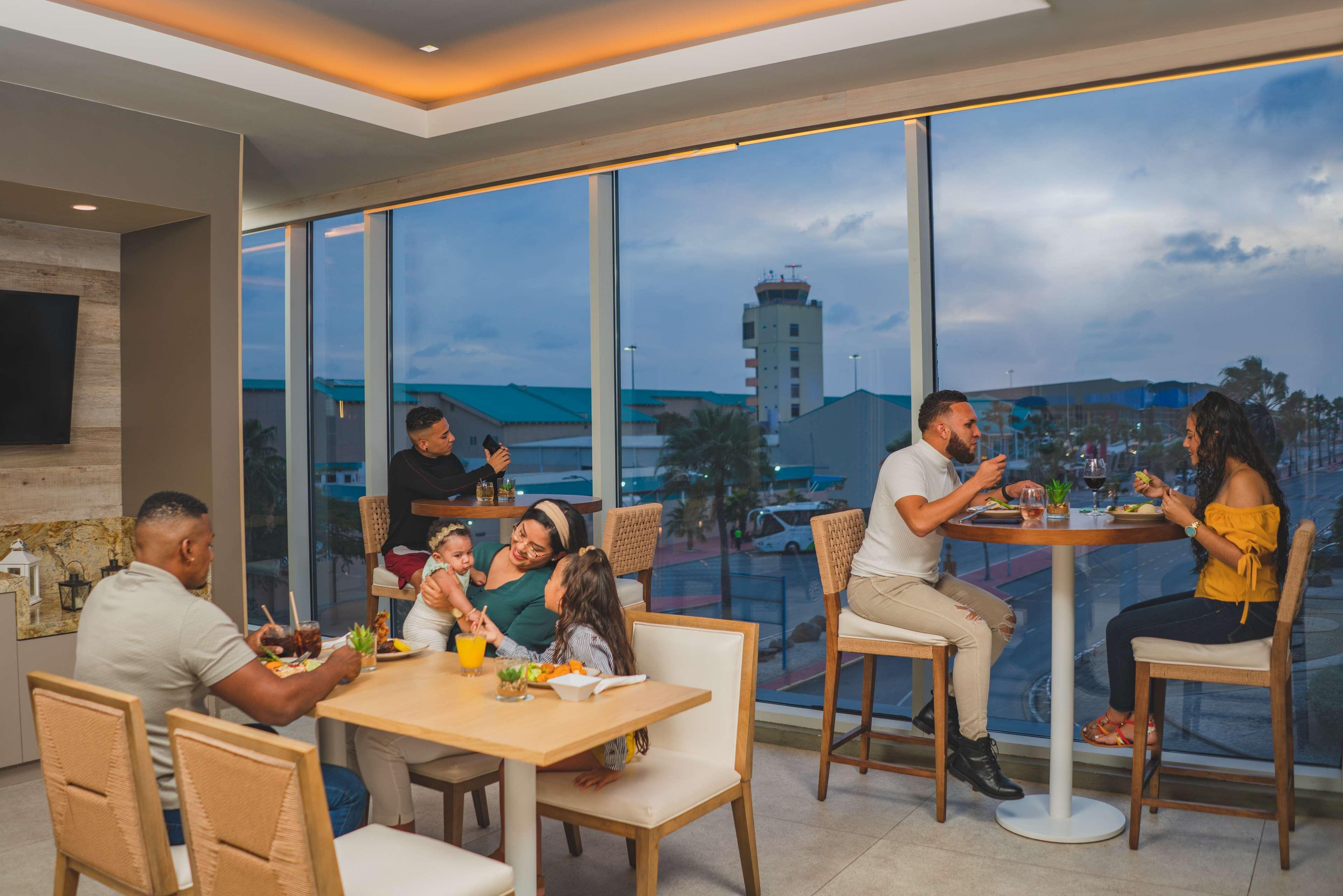 Hyatt Place Aruba Airport Oranjestad Extérieur photo